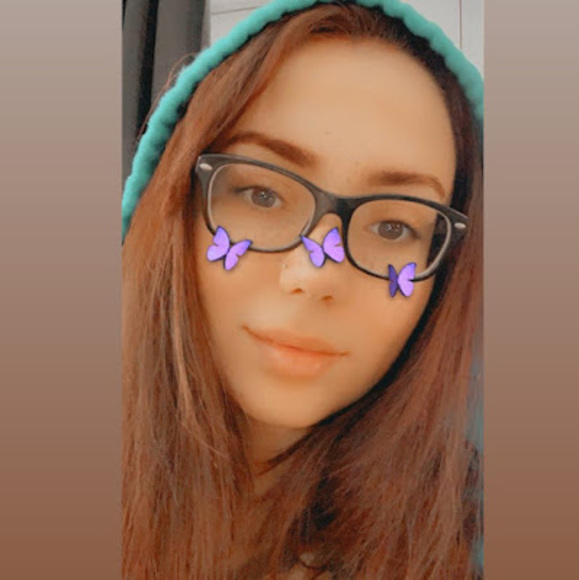 Meet your Posher, Ebru - Picture 1 of 1